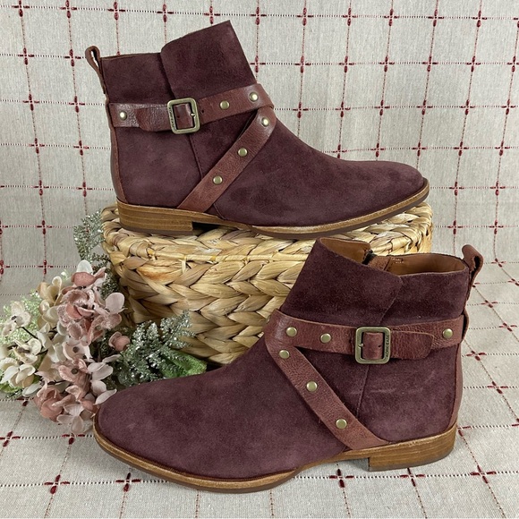 Kork-Ease “Kenai” Studded Ankle Boots Bootie Burgundy Suede Buckle Strap Sz 6.5 - Picture 1 of 7